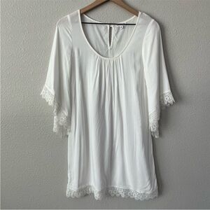 White Lace Trim Tunic Top